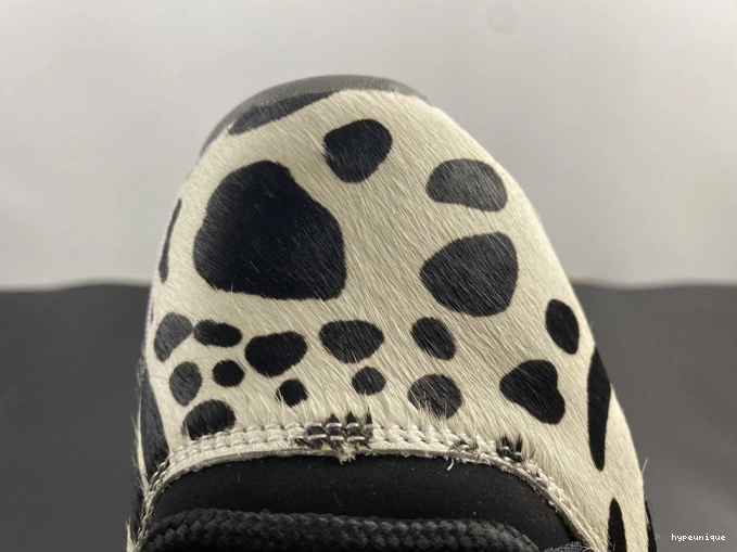 HYPE INSTINCT ANIMAL 11 AIR JORDAN AR0715-010 0702